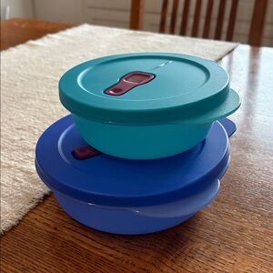 Tupperware CrystalWave Round Food Storage Containers